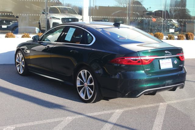 Used 2022 Jaguar XF R-Dynamic SE image 11