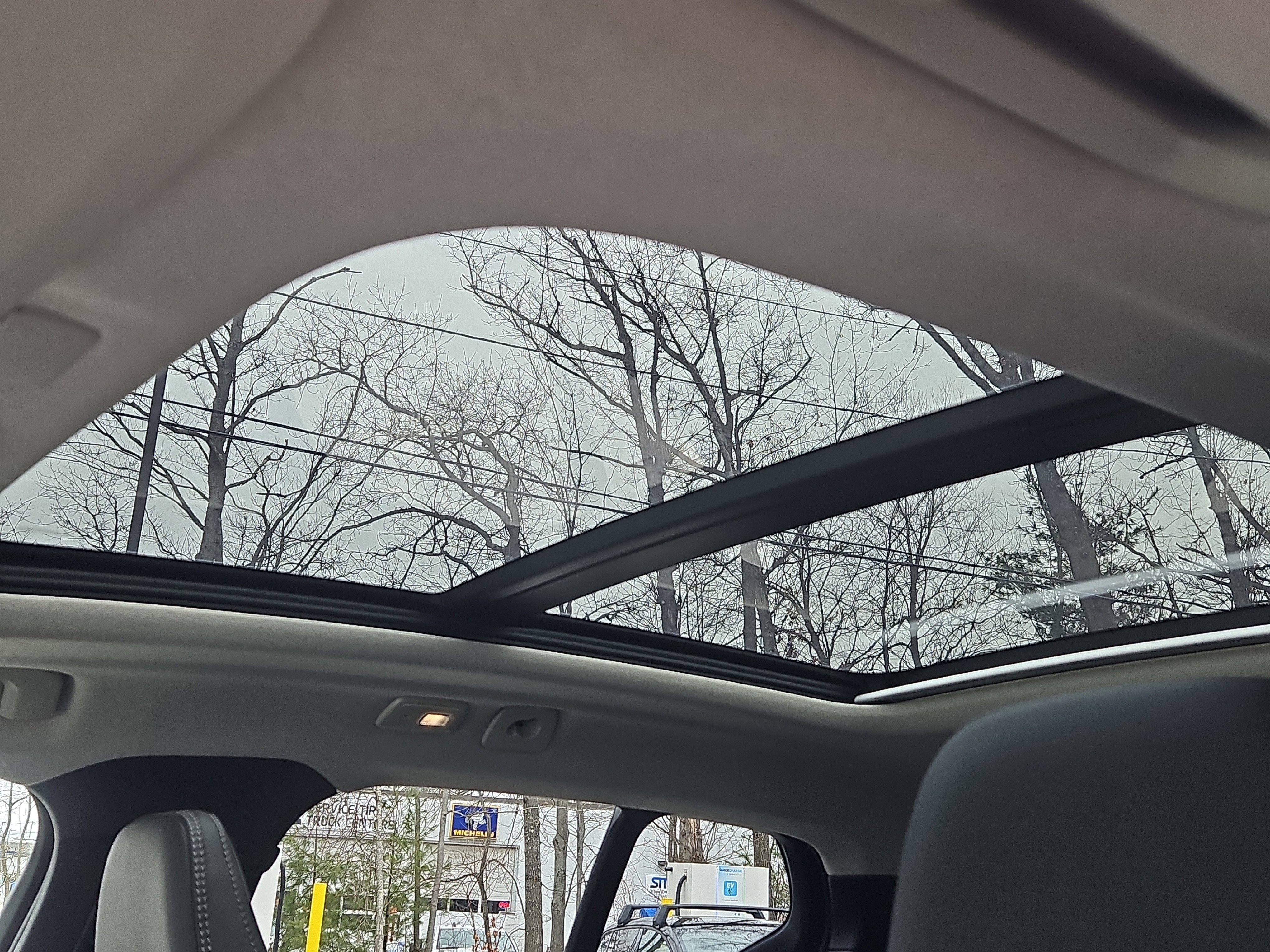 New 2026 Volvo XC40 B5 Core w/ Protection Package Premier image 6