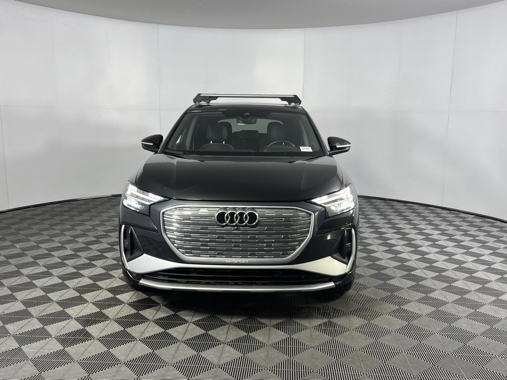 Used 2023 Audi Q4 e-tron Prestige image 9