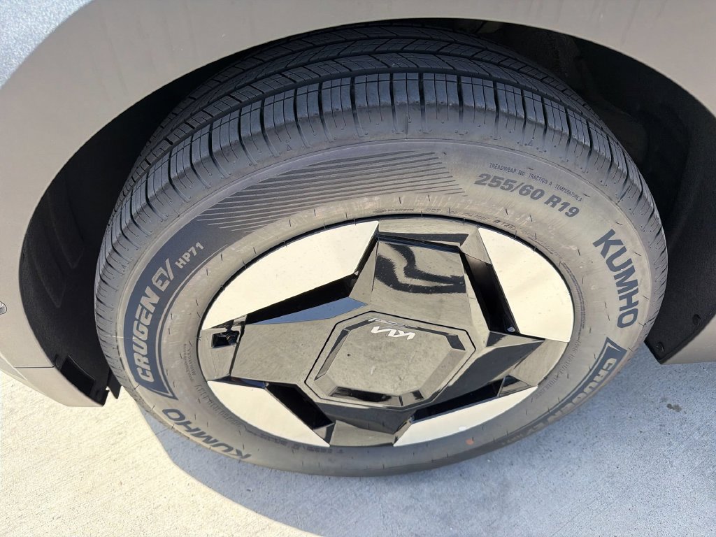New 2026 Kia EV9 Wind AWD/4WD image 21