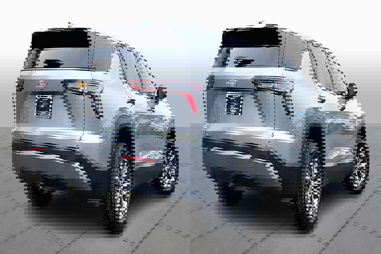 Used 2025 Chevrolet Equinox LT image 12