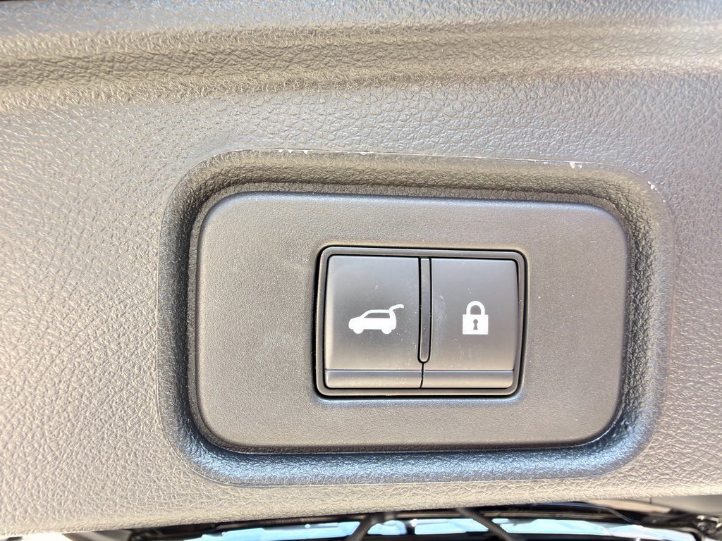 Certified 2025 Nissan Pathfinder SV w/ Cargo Package image 24