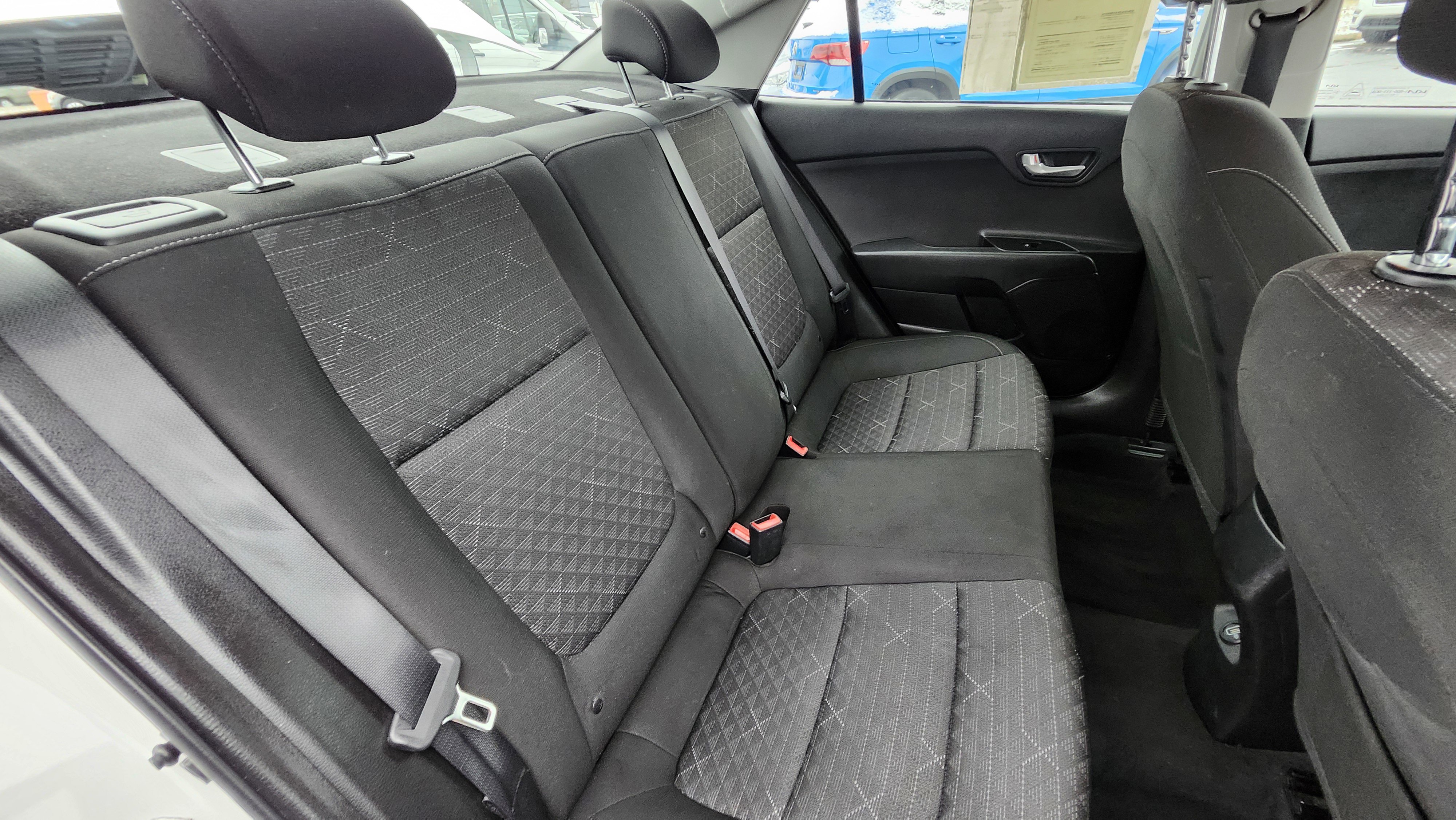 Used 2023 Kia Rio S image 18