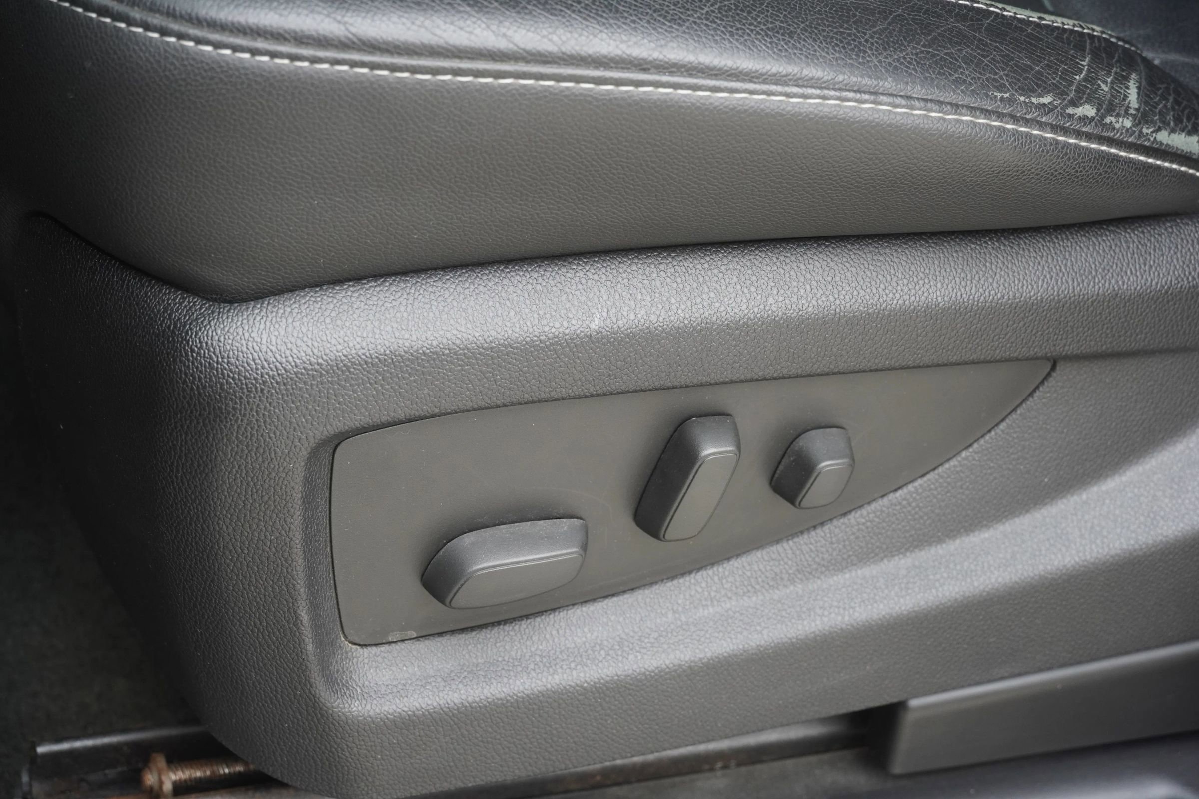 Used 2015 Chevrolet Silverado 1500 LTZ image 26