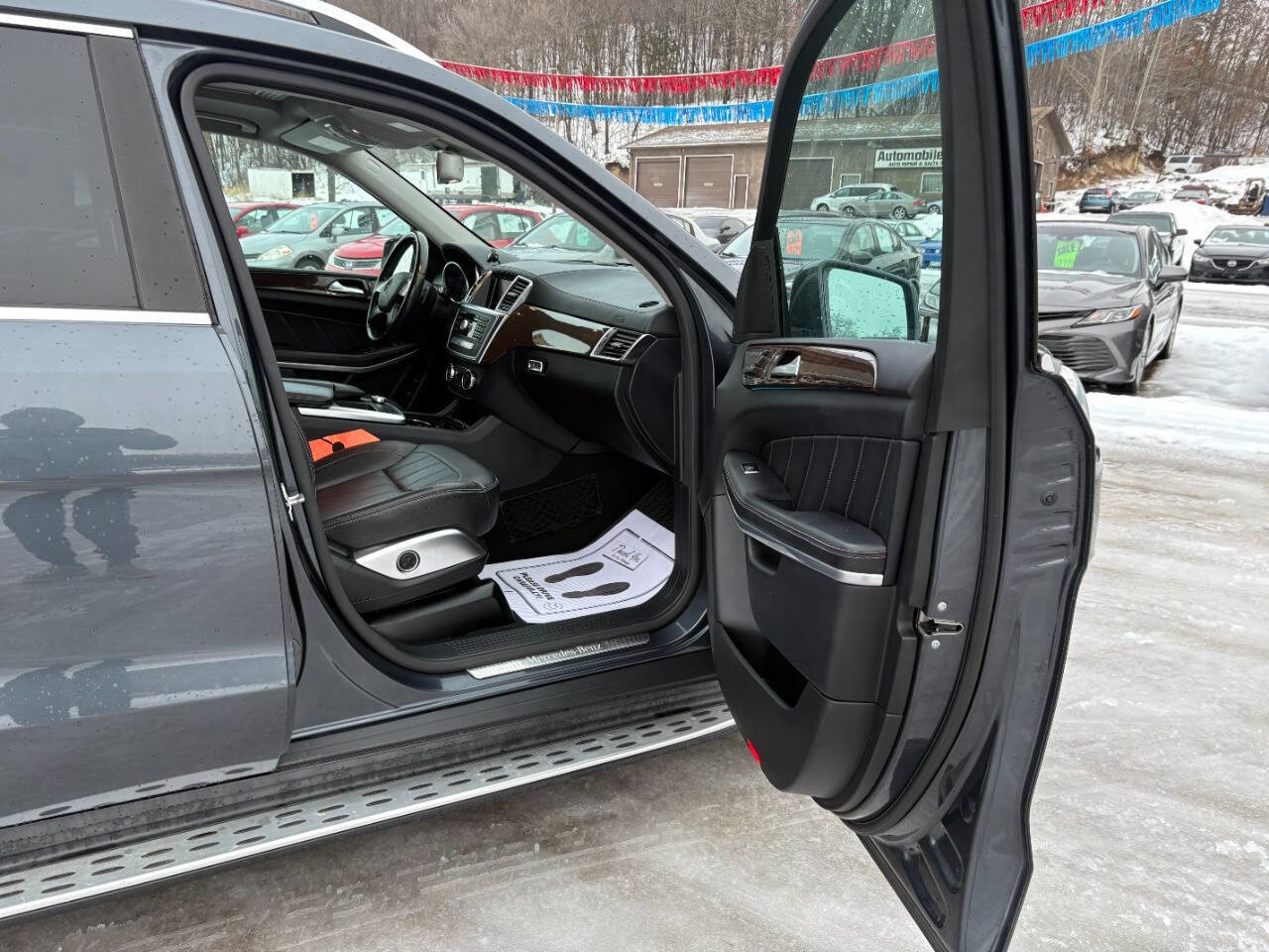 Used 2013 Mercedes-Benz GL 450 4MATIC w/ Premium 1 Pkg image 16