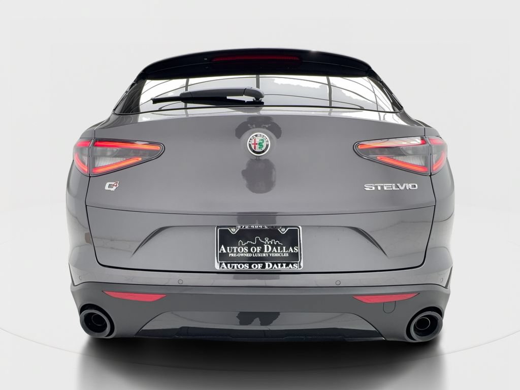 New 2026 Alfa Romeo Stelvio Sprint w/ Convenience Package AWD/4WD image 12