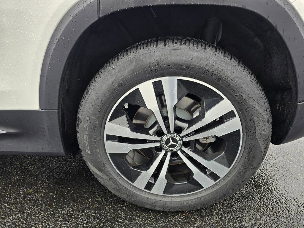 Used 2025 Mercedes-Benz GLB 250 4MATIC image 20