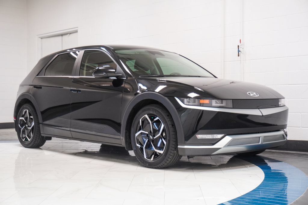 Used 2023 Hyundai Ioniq 5 SE RWD image 5