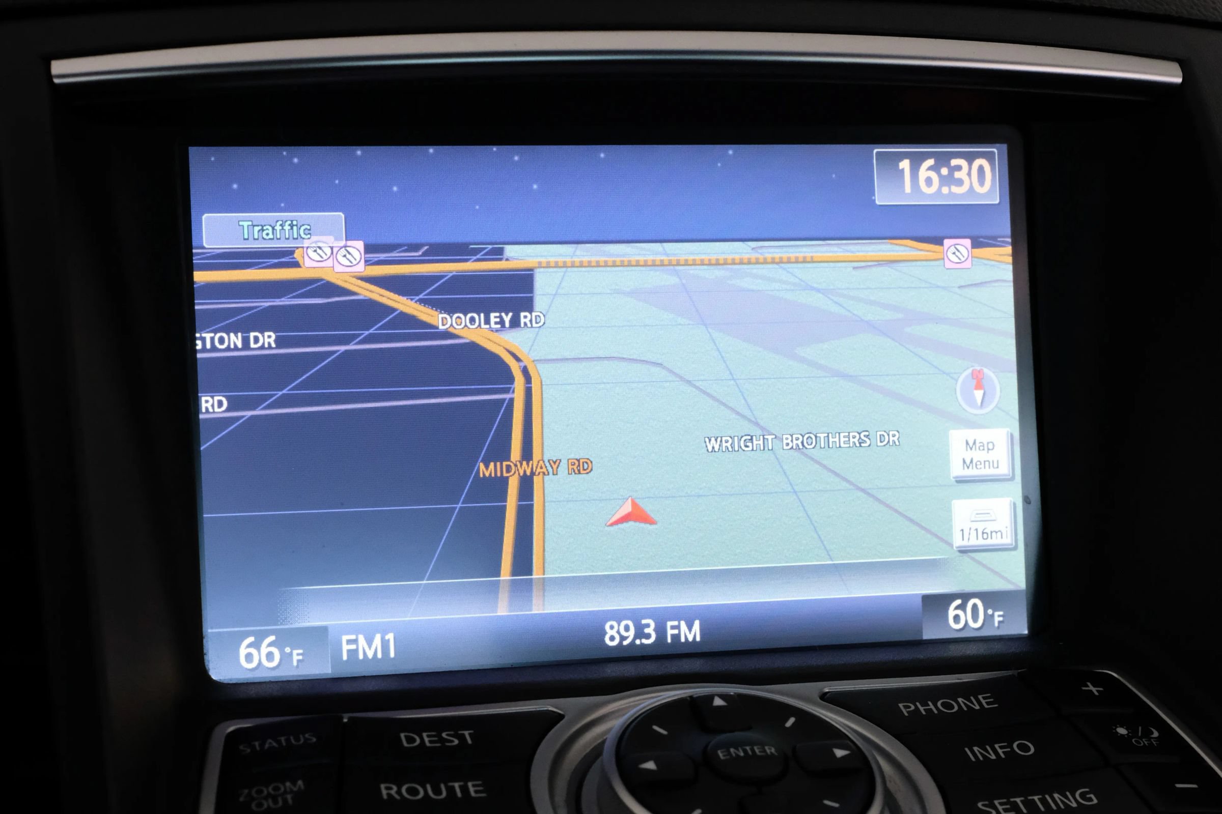 Used 2012 INFINITI G37 Convertible w/ Premium Pkg RWD image 18