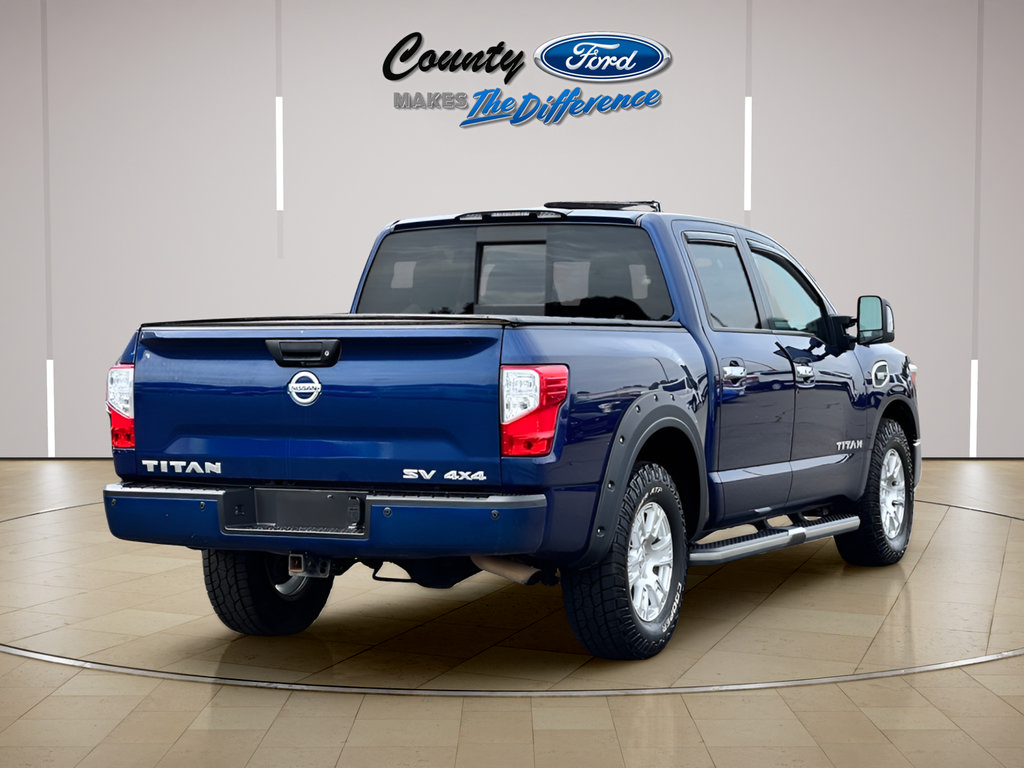 Used 2017 Nissan Titan SV AWD/4WD image 7