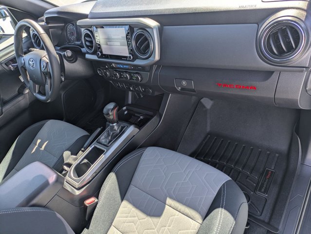Used 2020 Toyota Tacoma TRD Off-Road w/ Technology Package AWD/4WD image 20
