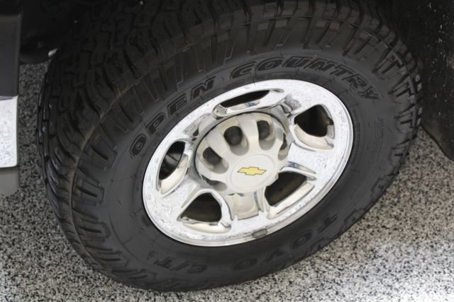 Used 2006 Chevrolet Silverado 2500 LT image 25