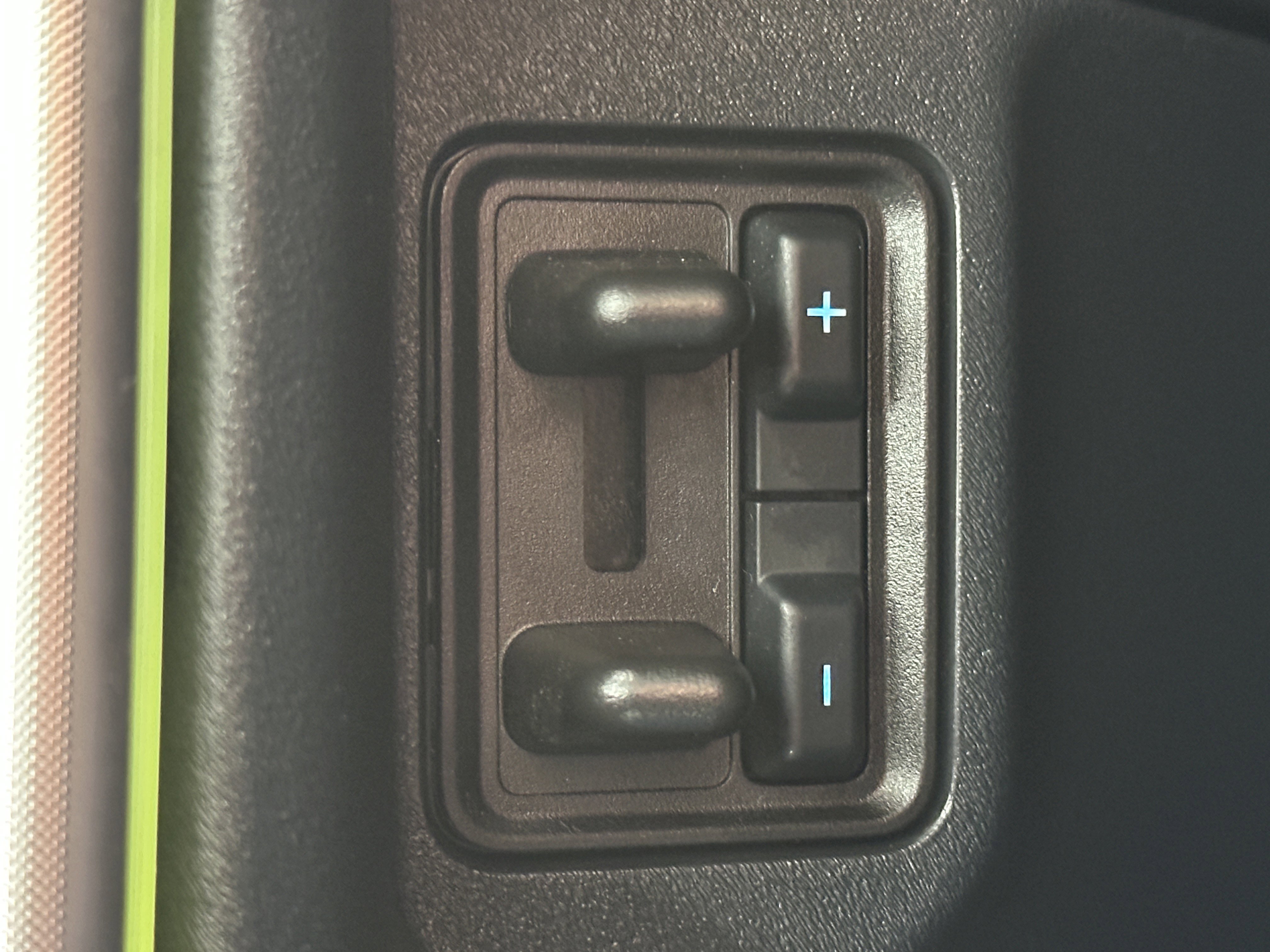 Used 2025 Ford Expedition Platinum w/ Stealth Appearance Package AWD/4WD image 63