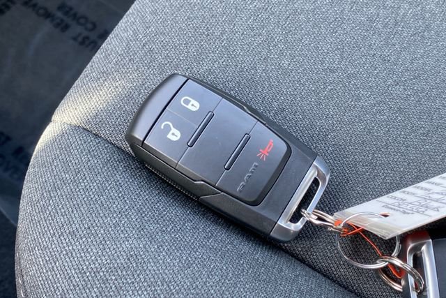 Used 2024 RAM 2500 Tradesman w/ Chrome Appearance Group image 14