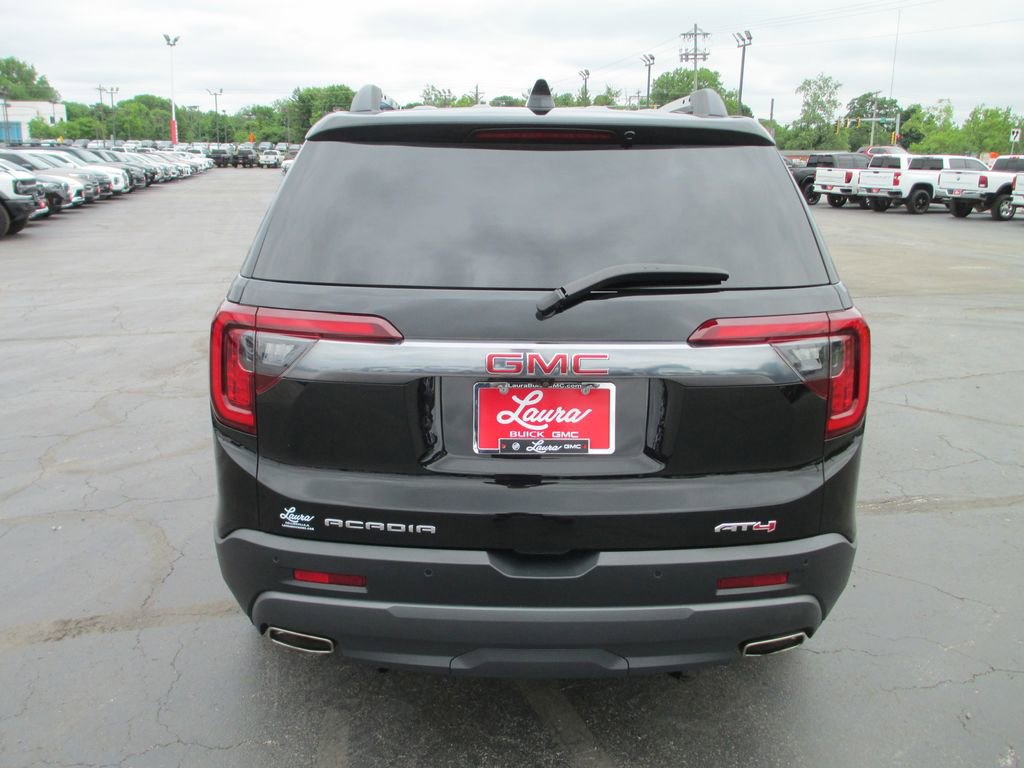 Used 2023 GMC Acadia AT4 w/ Technology Package AWD/4WD image 7