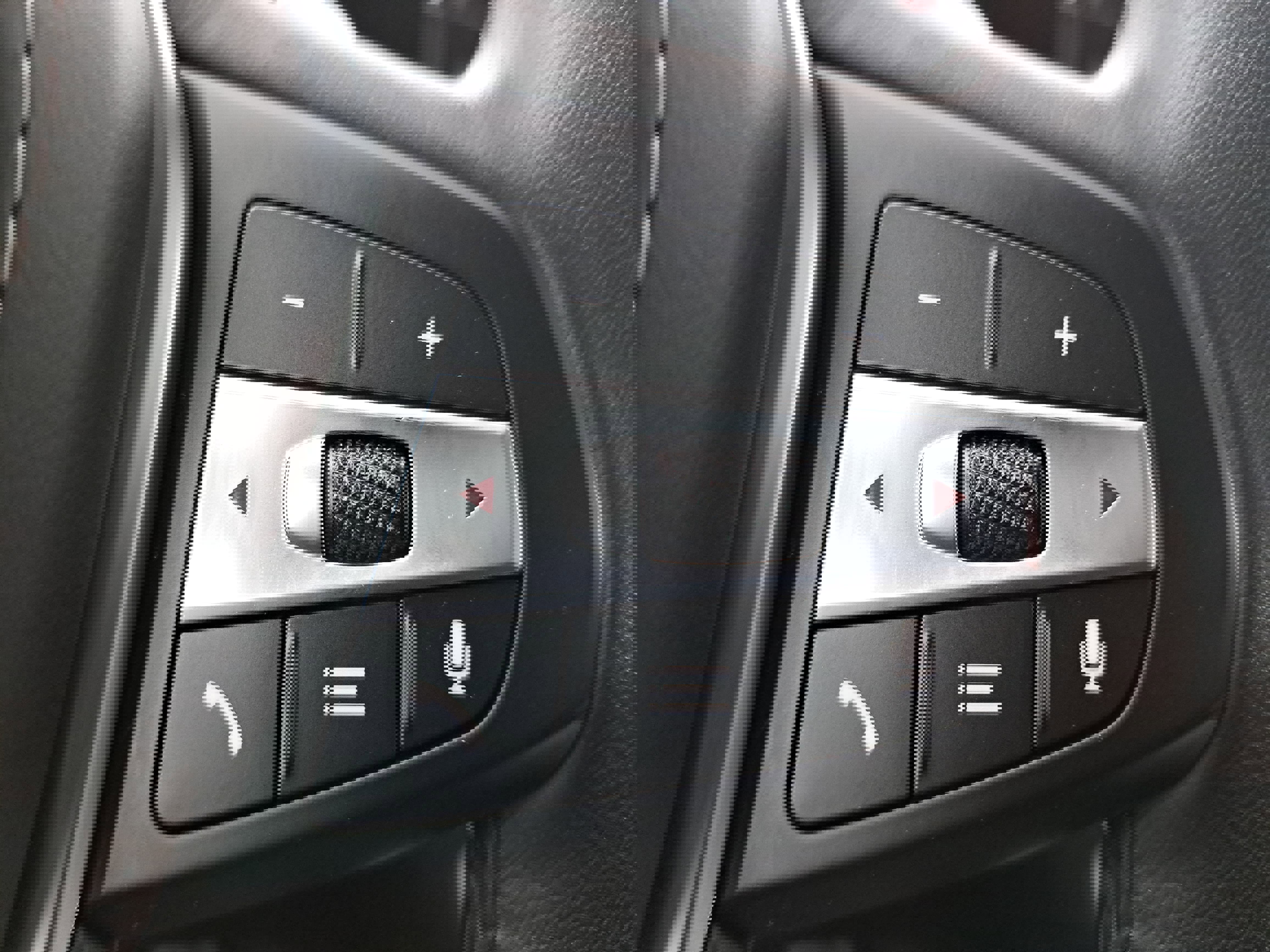 Used 2023 BMW X5 xDrive40i w/ Premium Package image 18