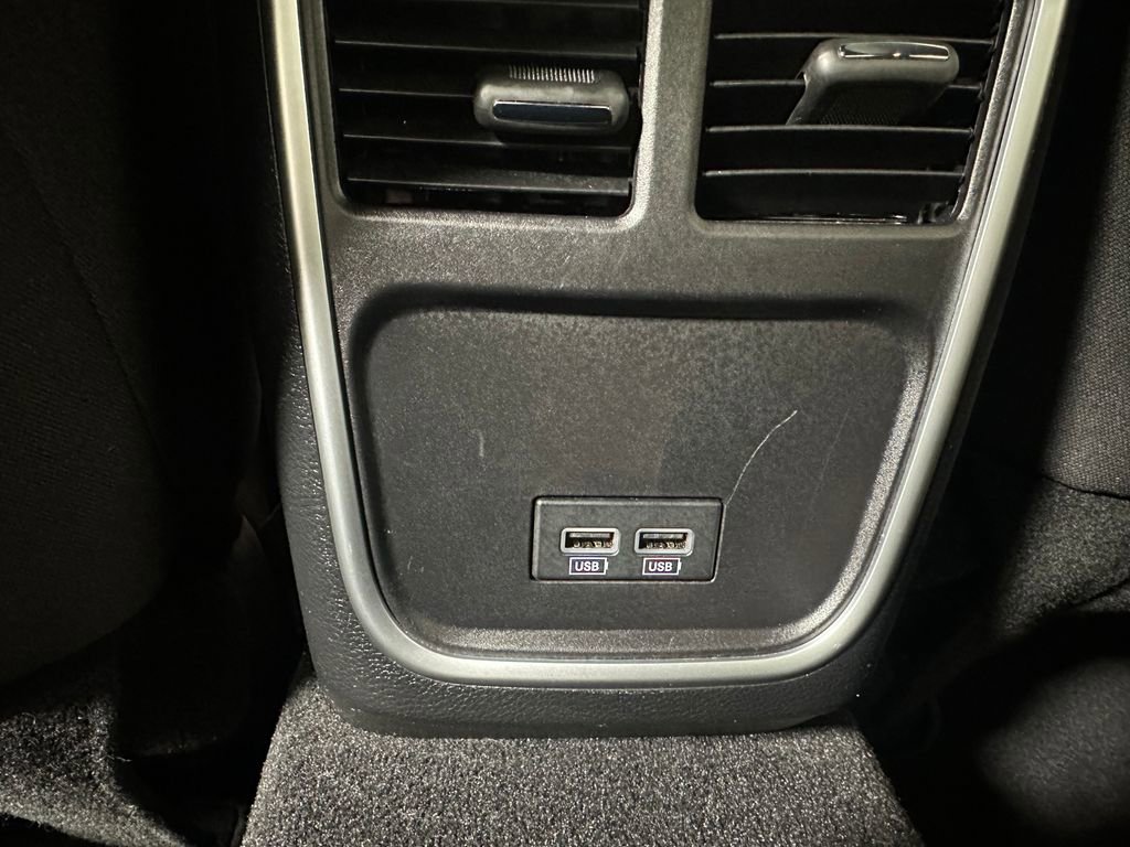 Used 2020 Dodge Charger SXT RWD image 20