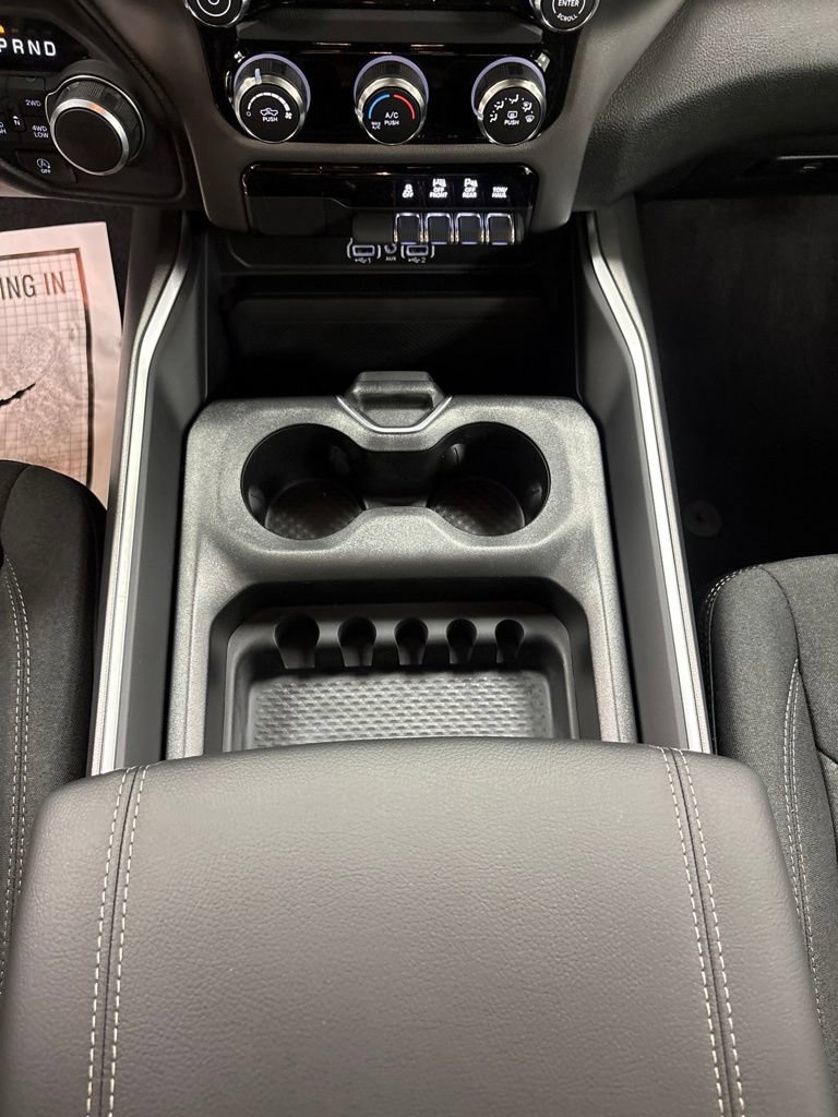 New 2026 RAM 1500 Express AWD/4WD image 14