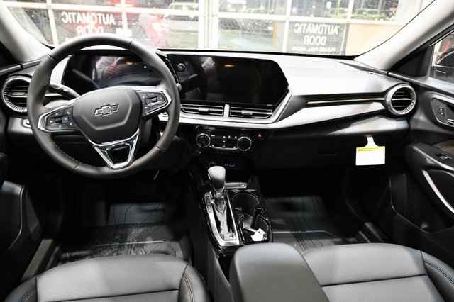 New 2026 Chevrolet Trax ACTIV w/ Sunroof Package image 12