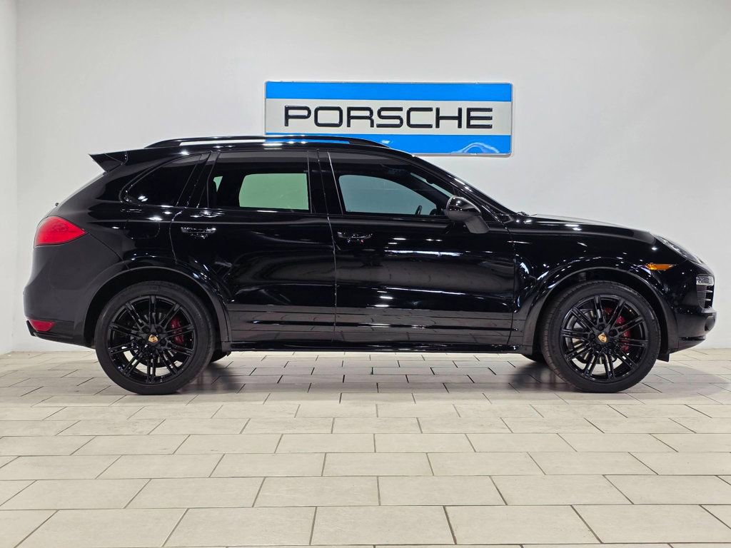Used 2014 Porsche Cayenne 2014 PORSCHE CAYENNE SPORT DES image 4