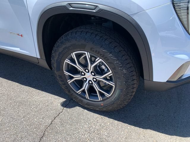 New 2026 GMC Acadia AT4 w/ Luxury Package AWD/4WD image 5
