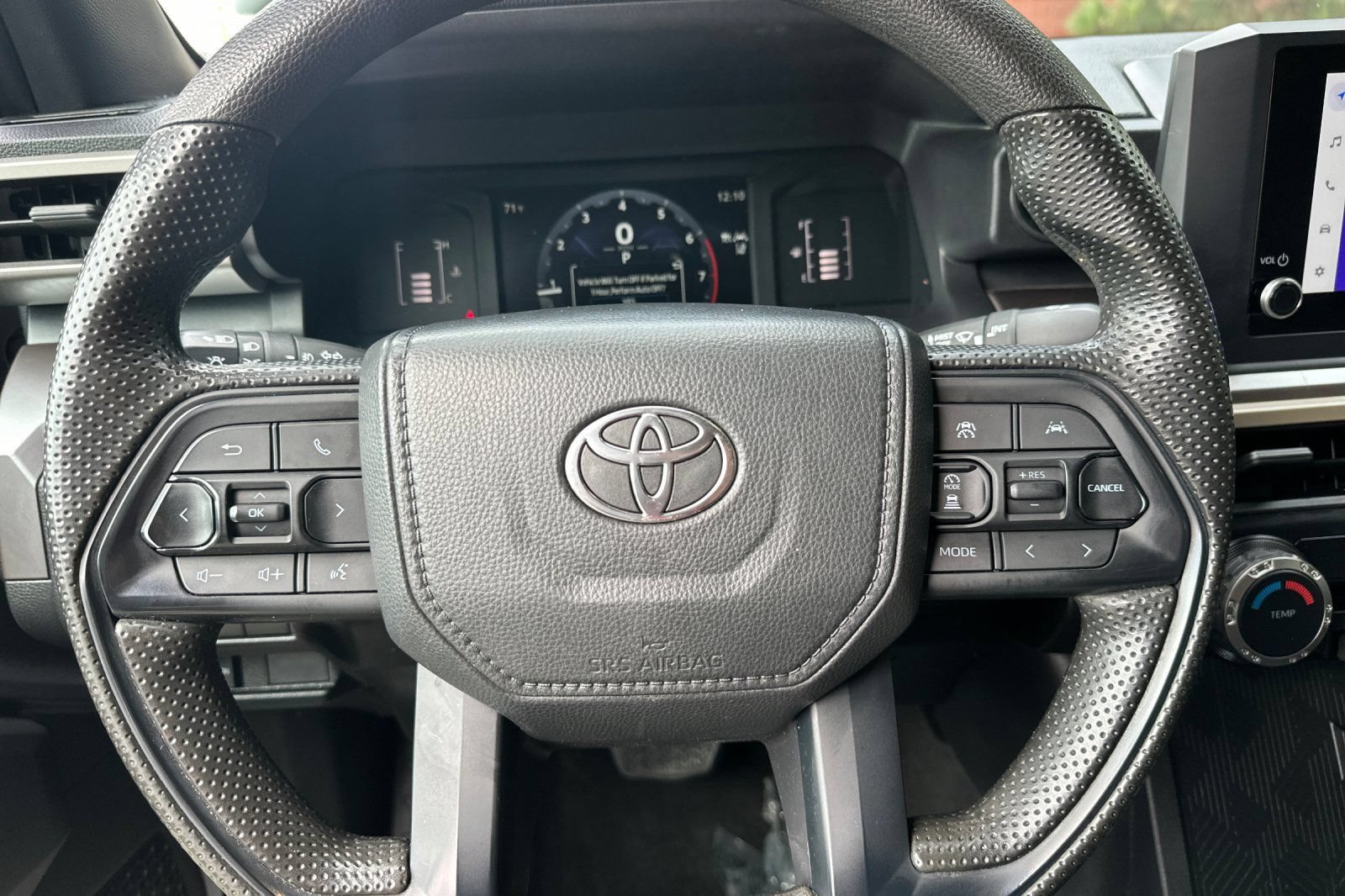 Used 2024 Toyota Tacoma SR5 AWD/4WD image 26