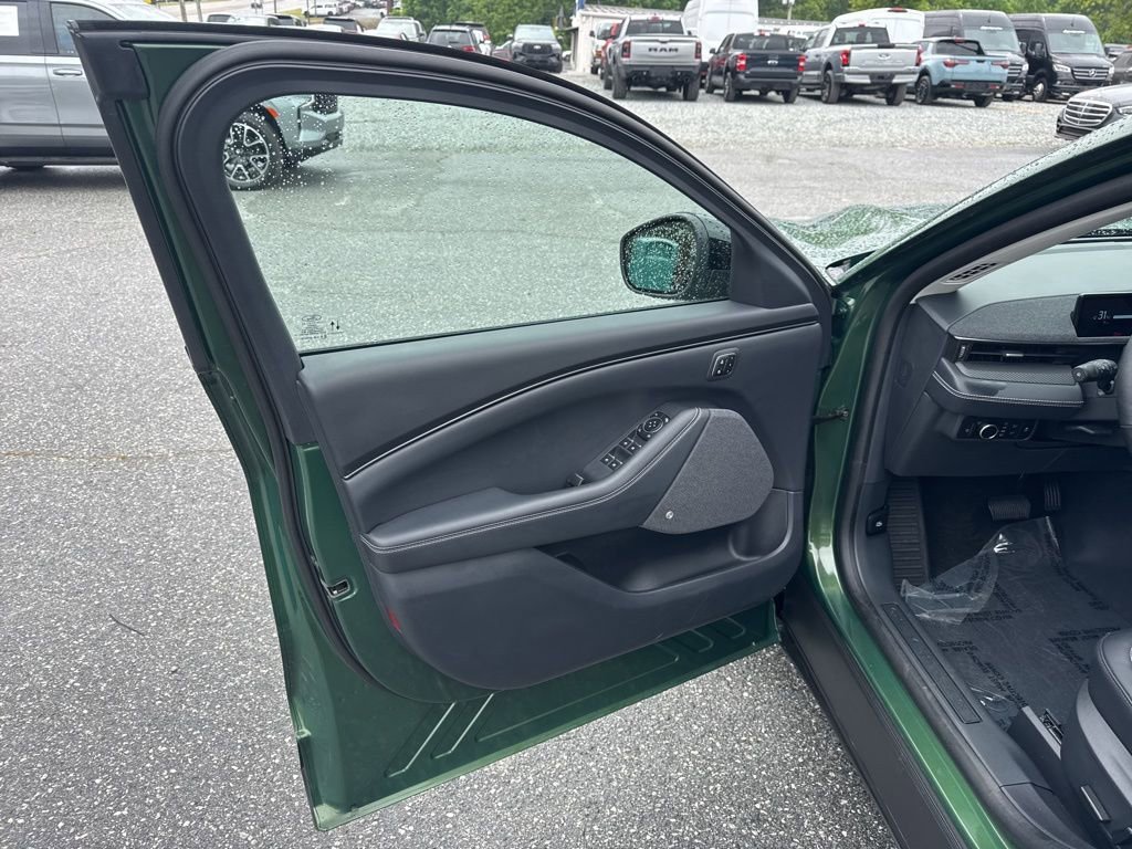Used 2025 Ford Mustang Mach-E Premium RWD image 25