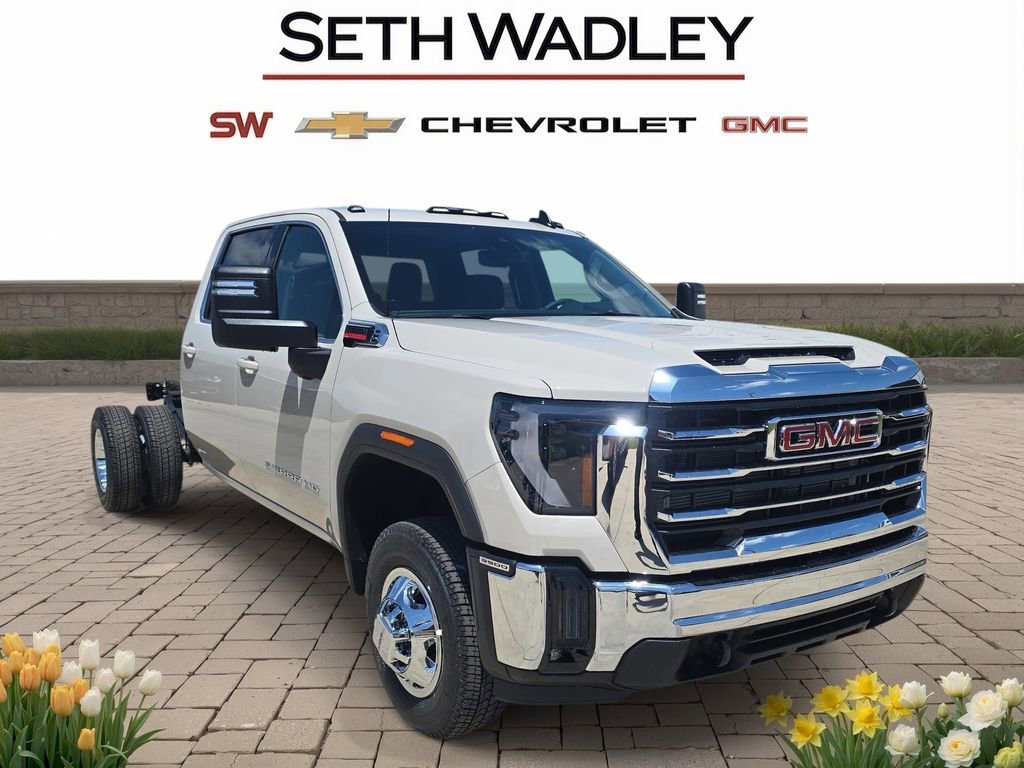 New 2026 GMC Sierra 3500 SLE AWD/4WD image 1