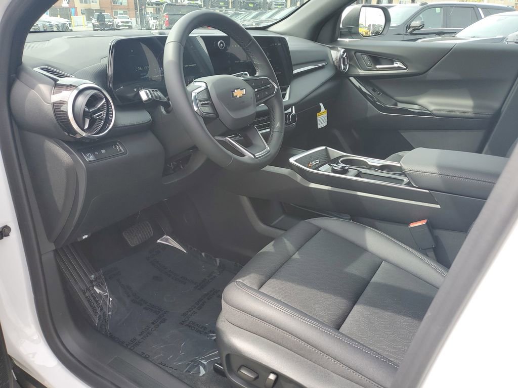 New 2026 Chevrolet Equinox LT w/ Convenience Package II image 18