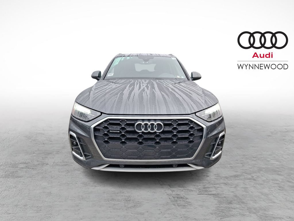 Used 2024 Audi Q5 2.0T Premium w/ Convenience Package AWD/4WD image 2