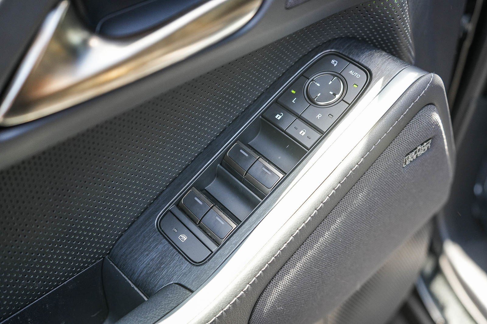 Used 2025 Lexus GX 550 AWD/4WD image 20