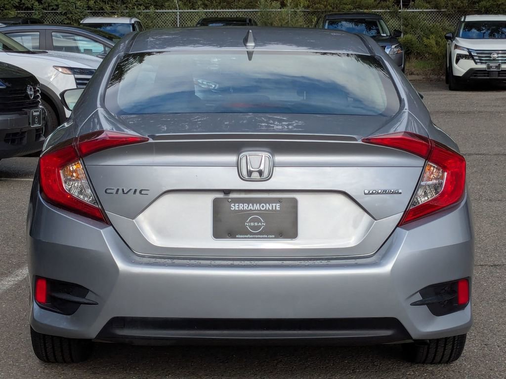 Used 2018 Honda Civic Touring image 6