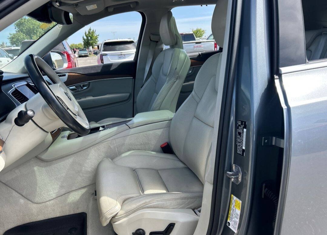 Used 2016 Volvo XC90 T6 Inscription AWD/4WD image 17