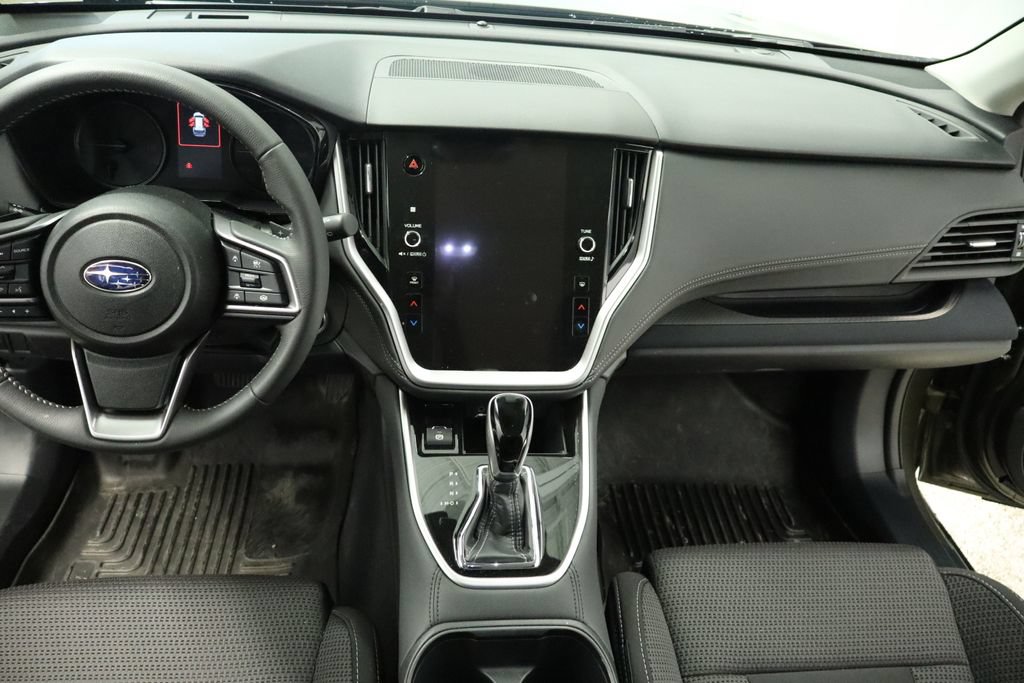 Used 2025 Subaru Outback Premium AWD/4WD image 31