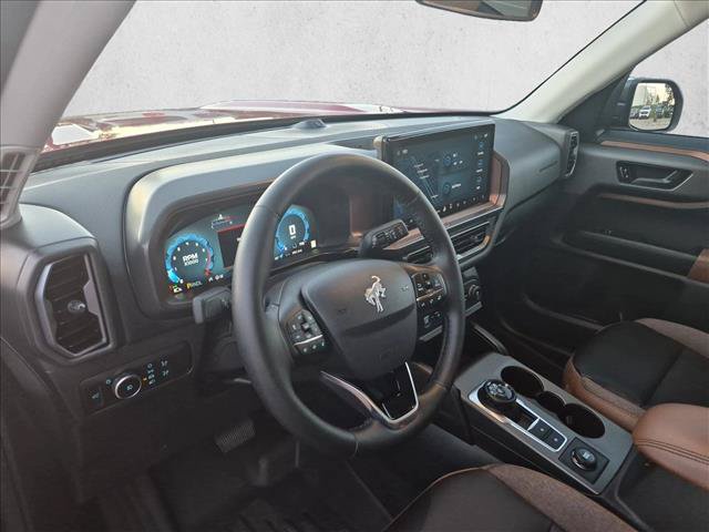 Certified 2025 Ford Bronco Sport Outer Banks w/ Outer Banks Tech Package+ AWD/4WD image 10