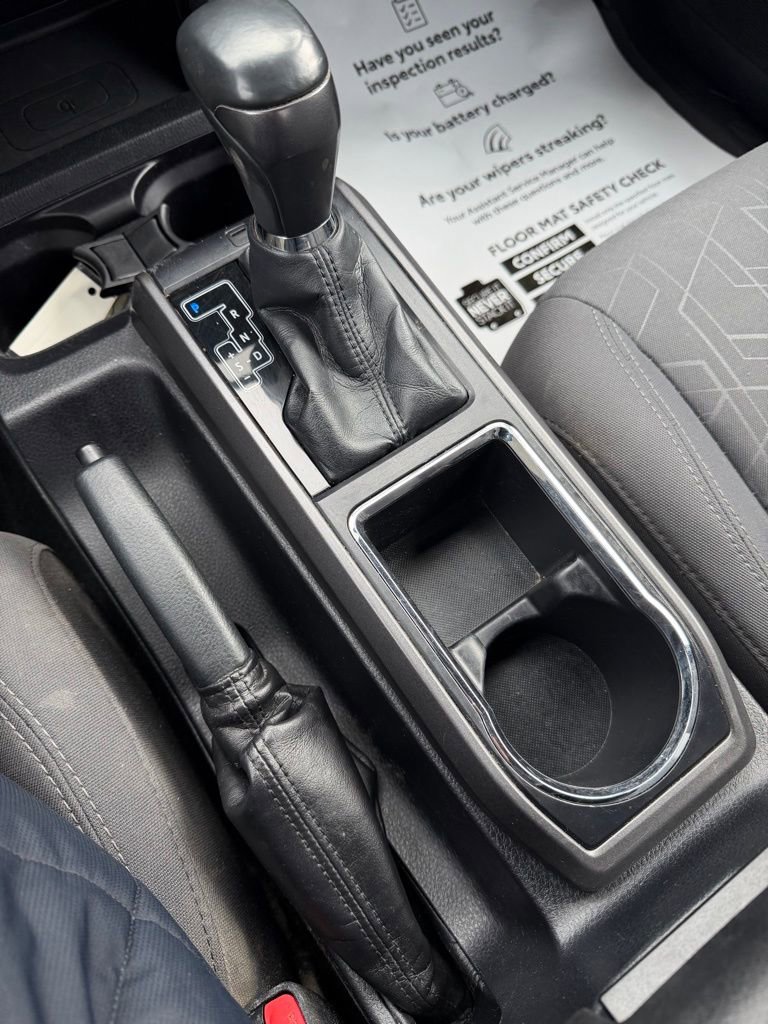 Used 2017 Toyota Tacoma TRD Sport w/ Premium & Technology Package image 16