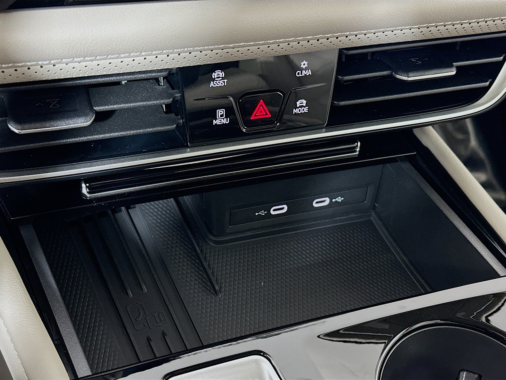 New 2026 Volkswagen Atlas SE AWD/4WD image 15