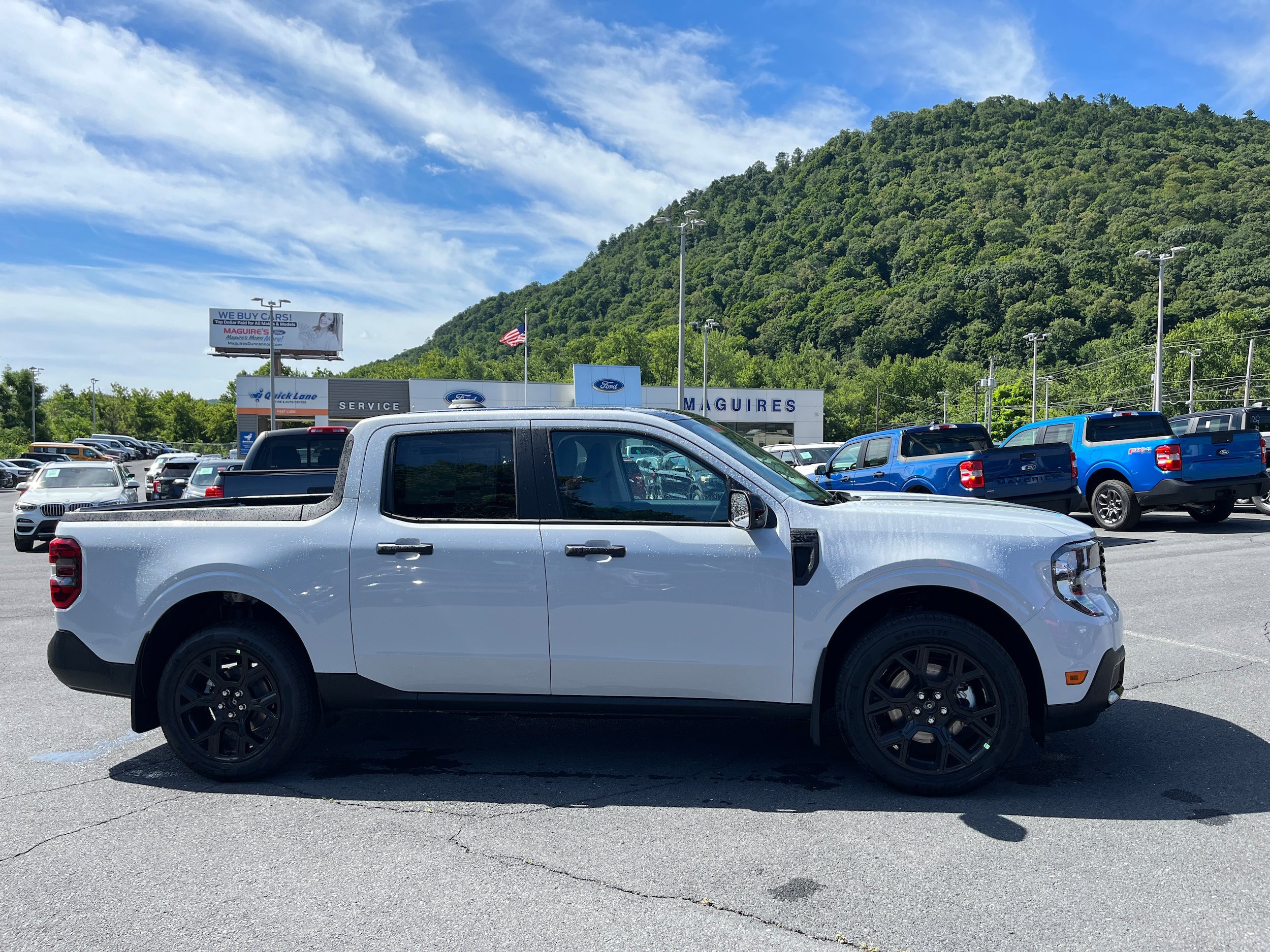 New 2026 Ford Maverick XLT w/ Equipment Group 301A AWD/4WD image 5