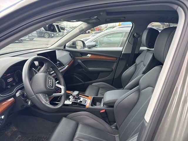 Used 2023 Audi Q5 2.0T Prestige w/ Prestige Package image 23