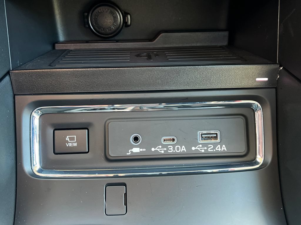 Used 2025 Subaru Ascent Limited AWD/4WD image 19