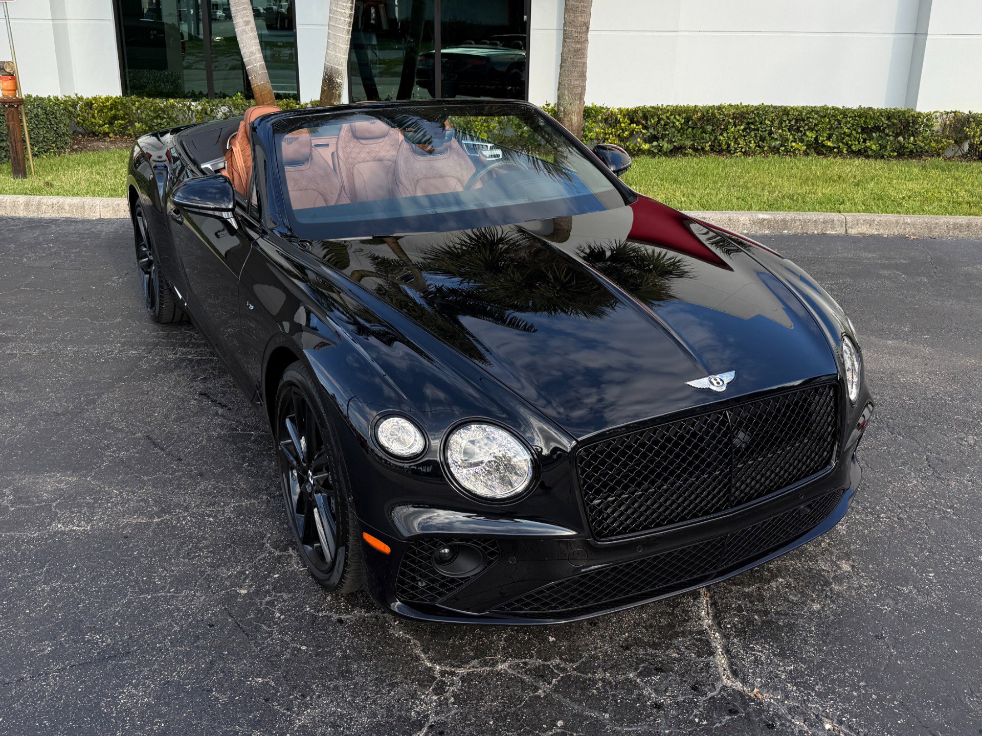 Used 2021 Bentley Continental GT image 5