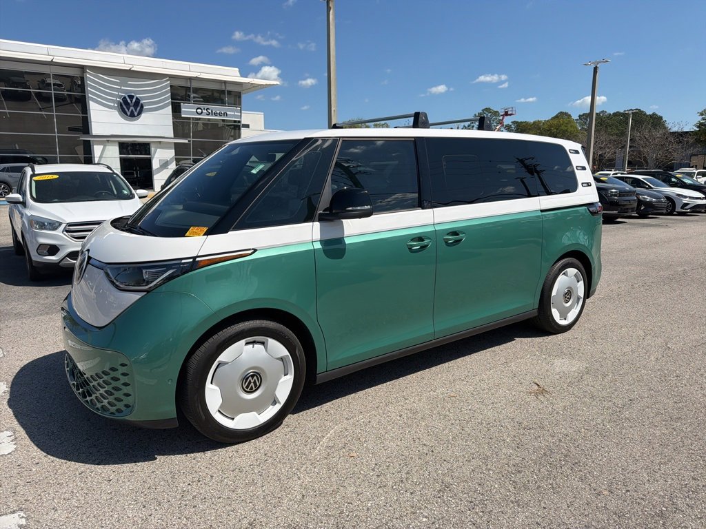 Used 2025 Volkswagen ID. Buzz 1st Edition image 1