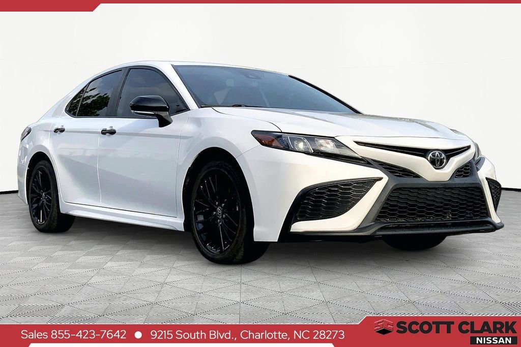 Used 2021 Toyota Camry SE w/ Convenience Package