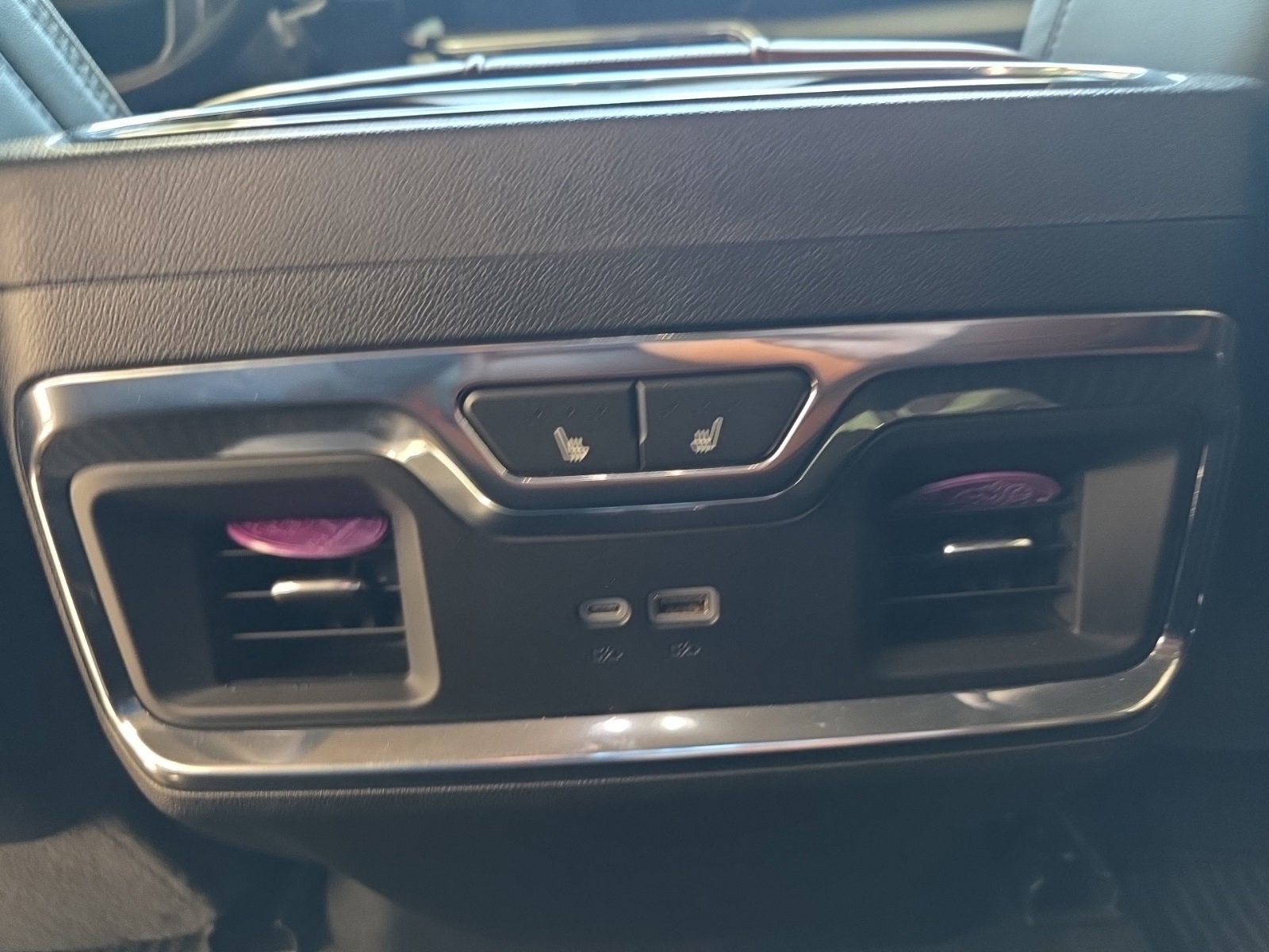 Used 2024 GMC Sierra 2500 Denali Ultimate w/ Max Trailering Package image 39