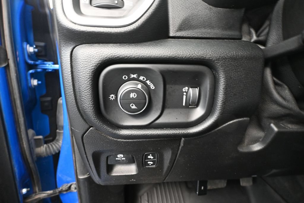 Used 2021 RAM 1500 Big Horn AWD/4WD image 24