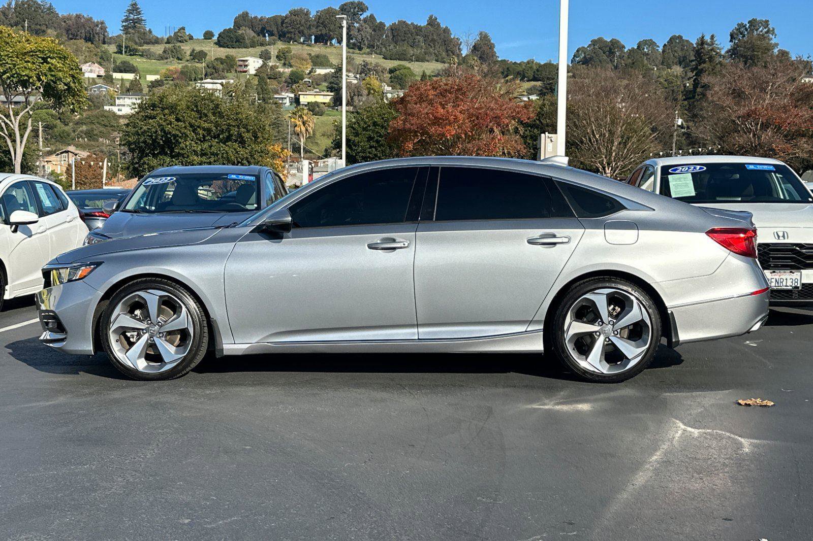 Certified 2020 Honda Accord Touring image 6