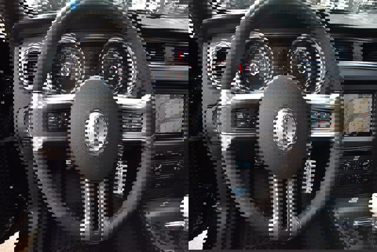 Used 2013 Ford Mustang Shelby GT500 image 22