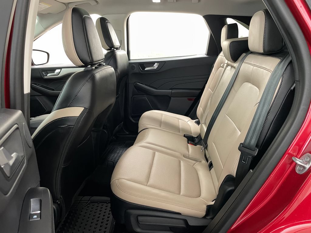 Used 2021 Ford Escape SEL w/ Technology Package FWD image 13