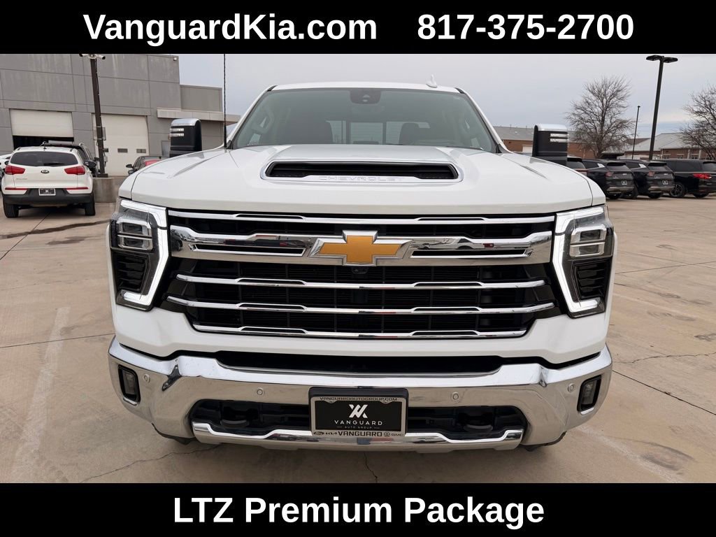 Used 2025 Chevrolet Silverado 2500 LTZ w/ LTZ Premium Package image 7