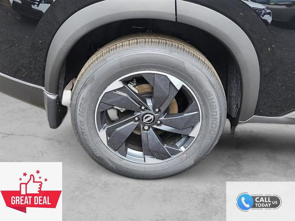 New 2025 Nissan Rogue SV image 4